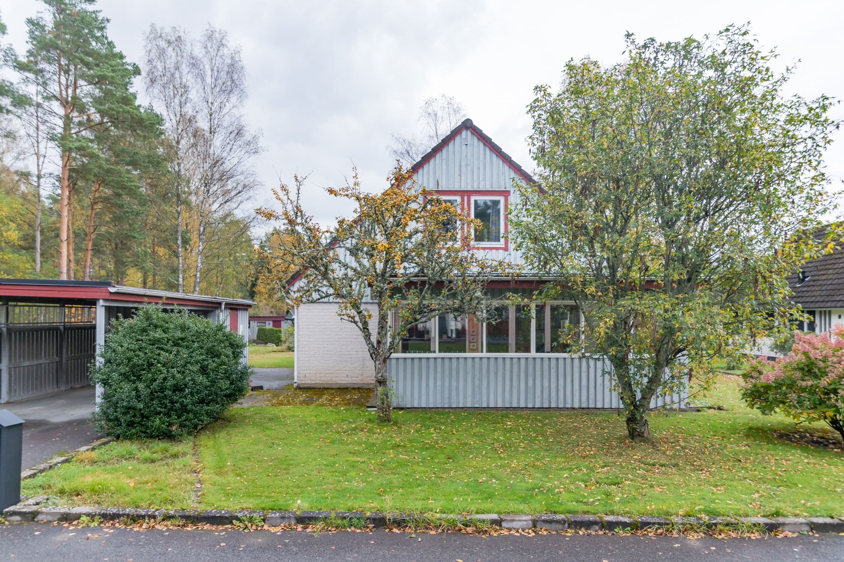 Sista huset på lugn gata