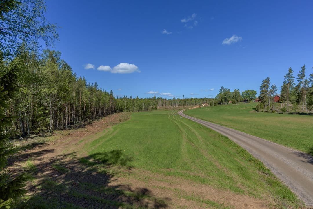 5 min med bil från tätorten