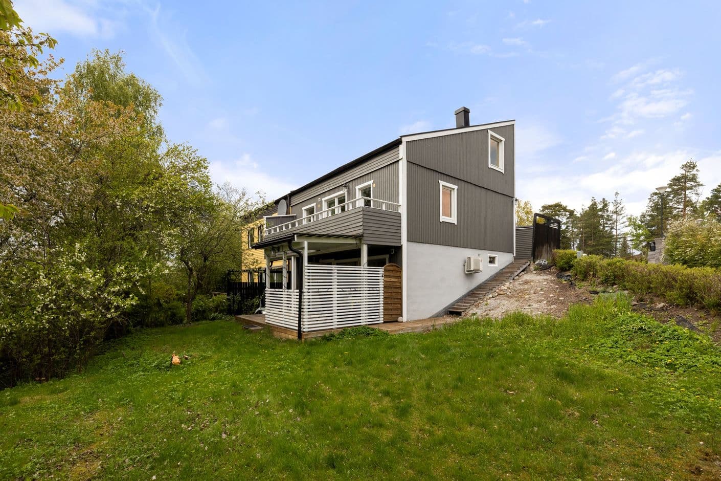 Lindholmsbacken 142