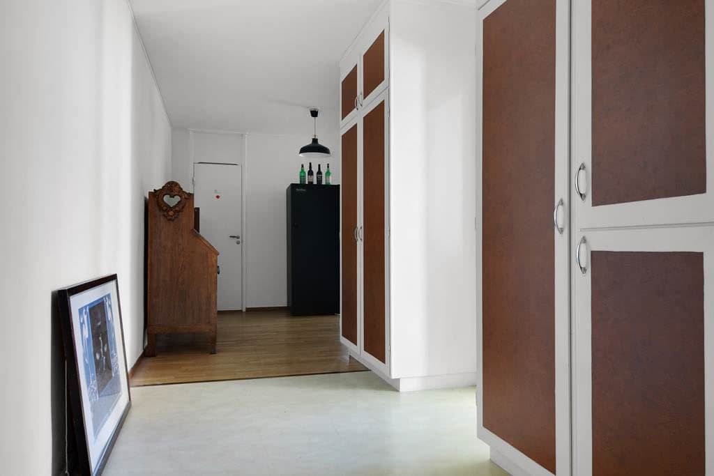 Hall