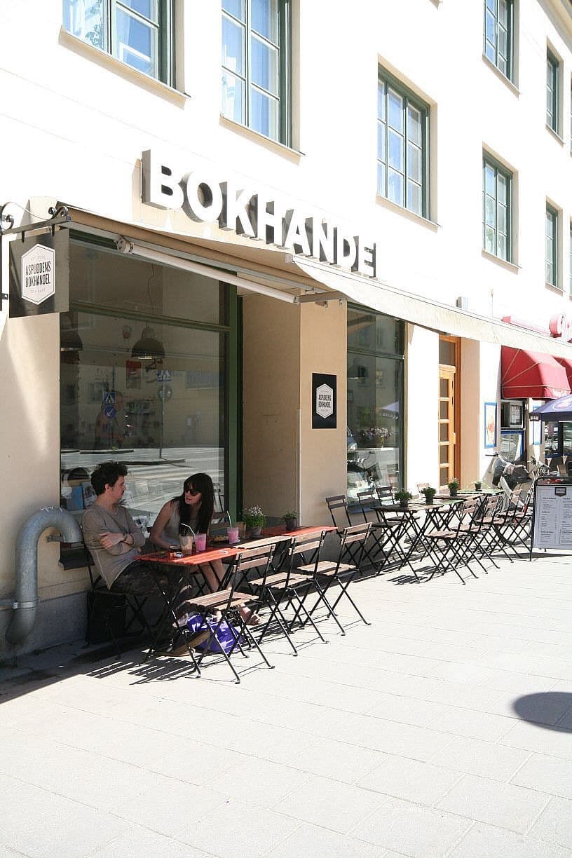 Egen Bokhandel med café i Apsudden