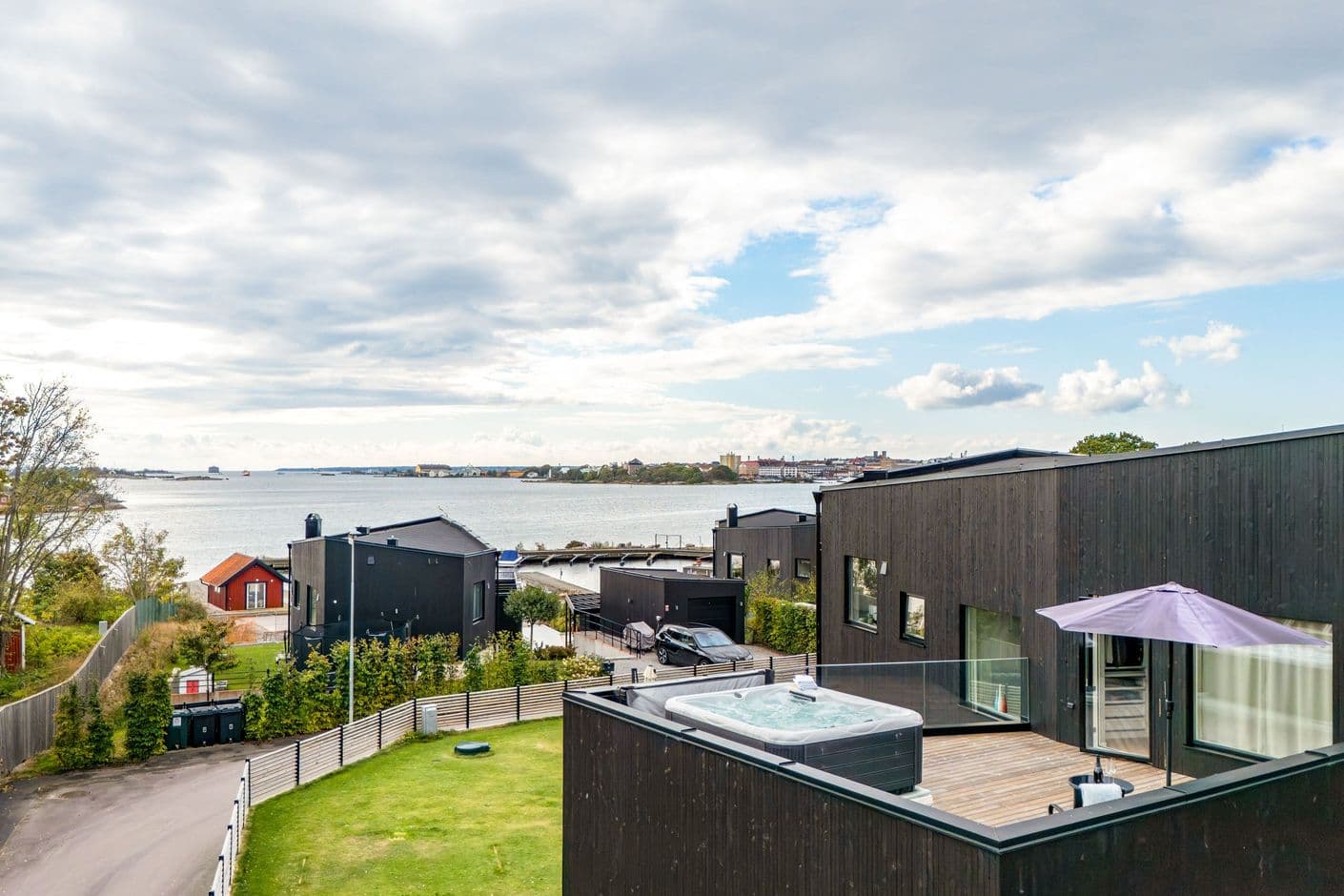 Ångslupsvägen 16