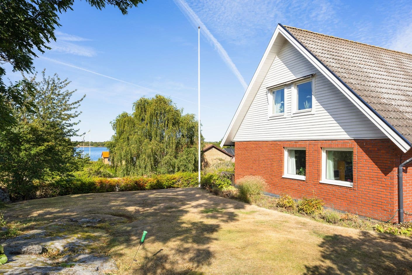 Holks väg 9