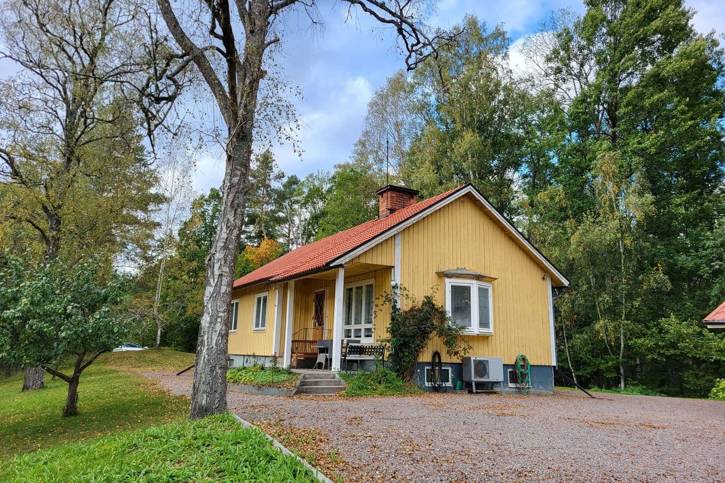 Viaholmsvägen 12