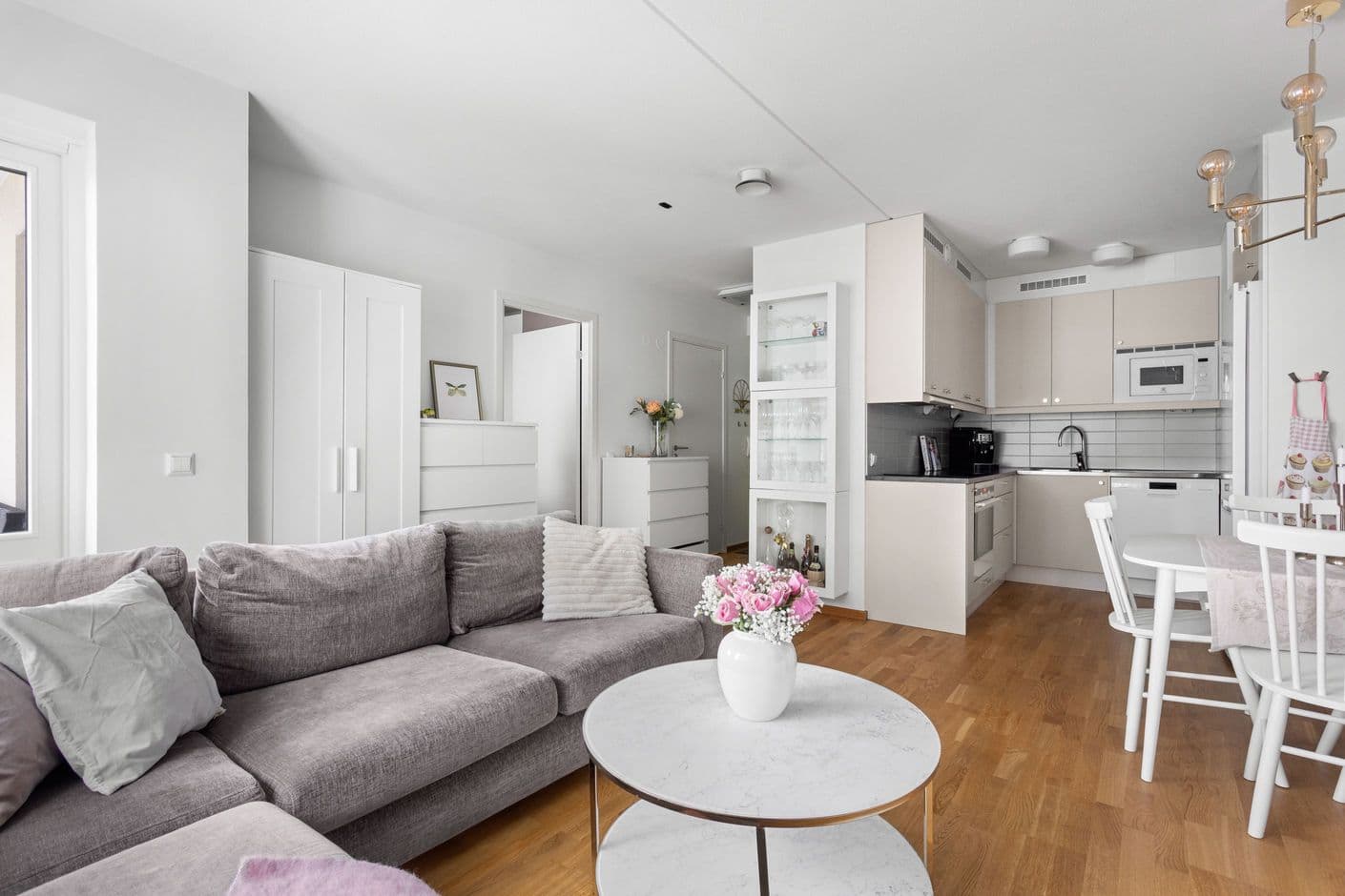 Agronomgränd 8, 2tr