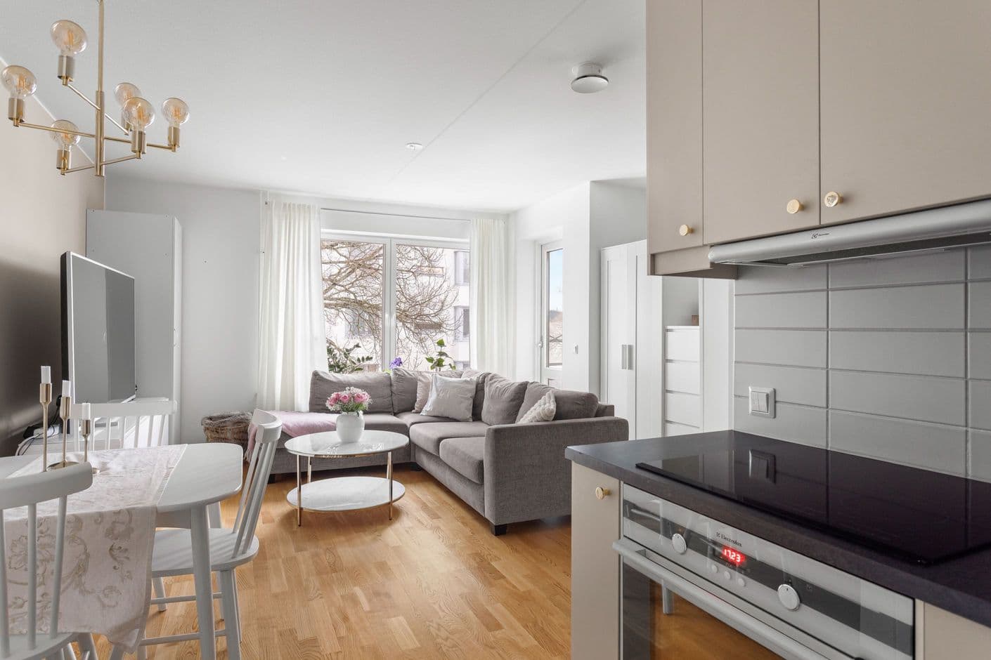 Agronomgränd 8, 2tr