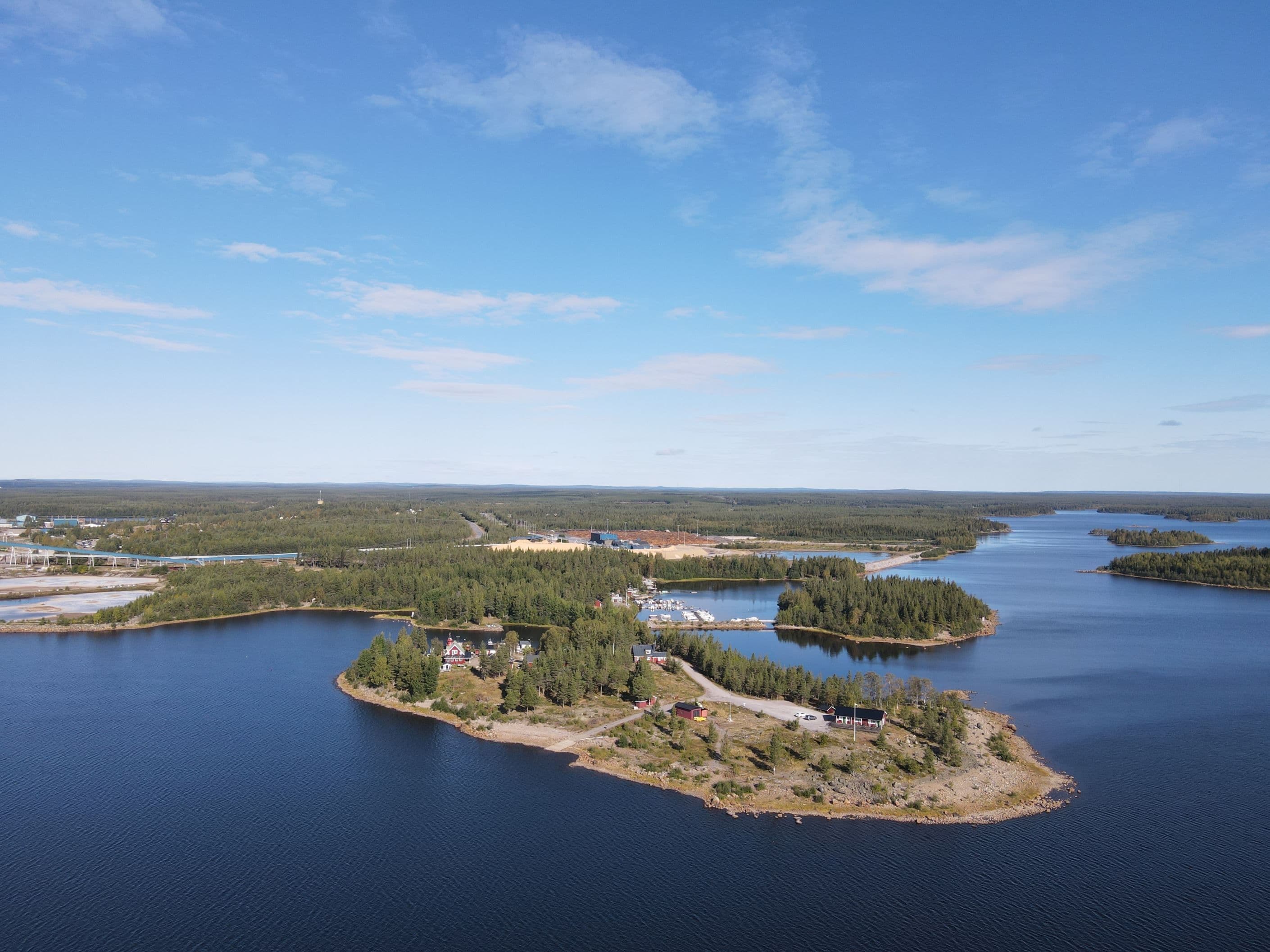 Erikörvägen 72.
