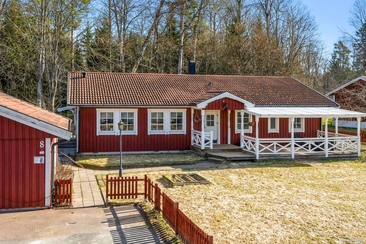 Dalporten 8