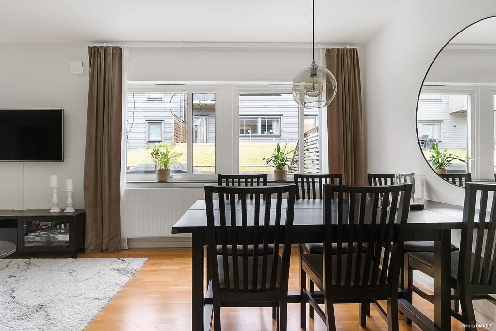 Matplats i vardagsrum