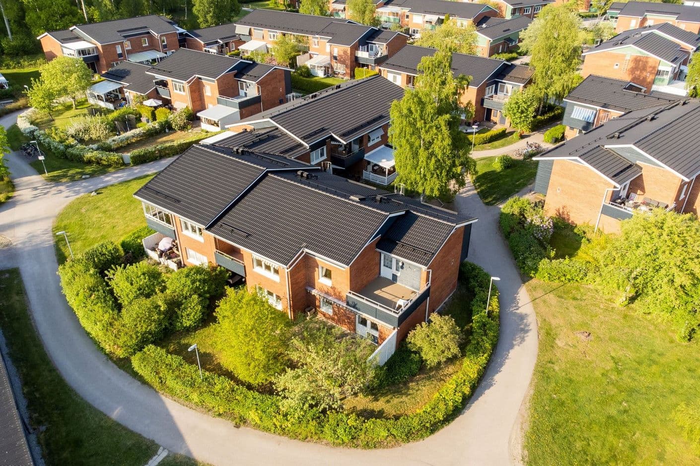 Julrosvägen 27