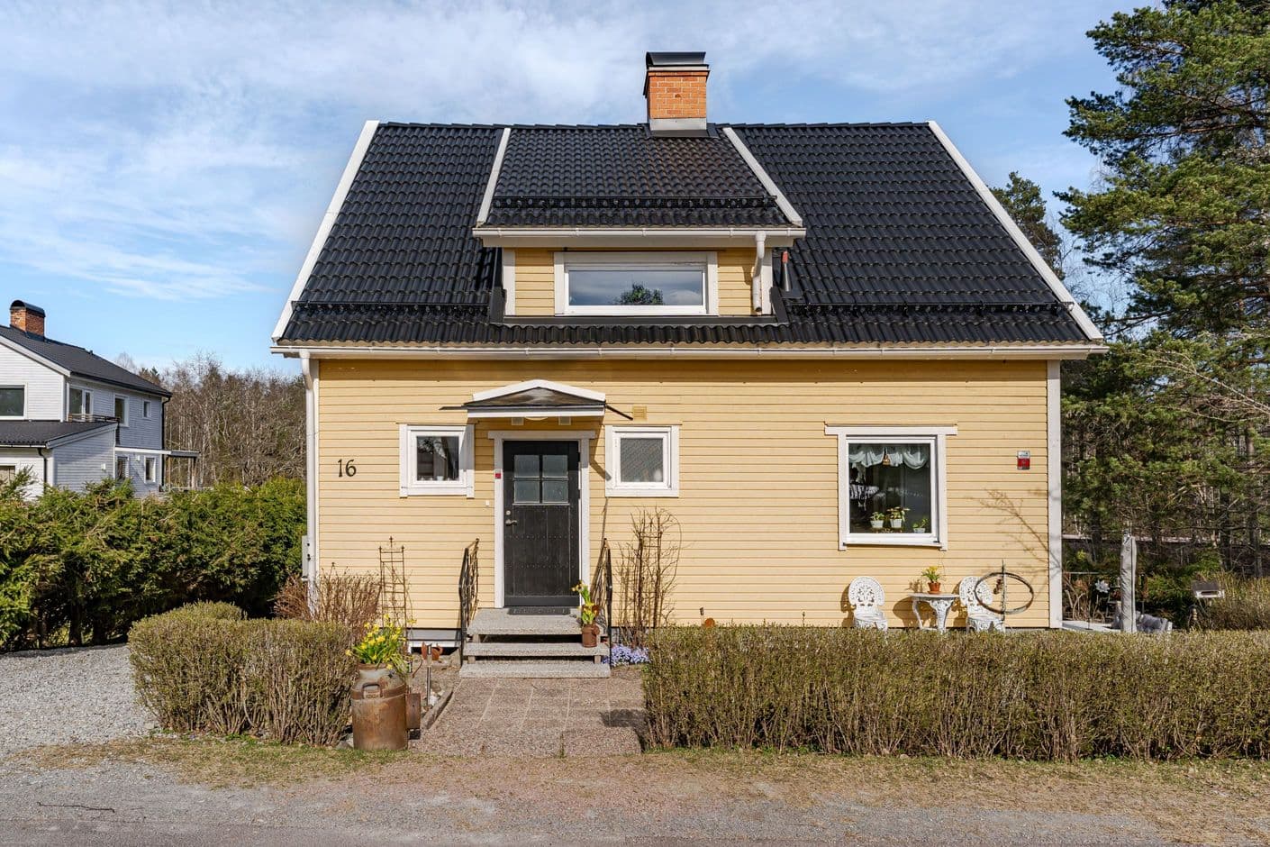 Bratthedsvägen 16