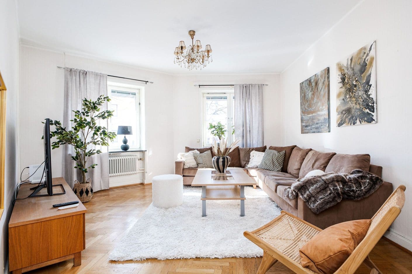 Domkyrkoesplanaden 6B