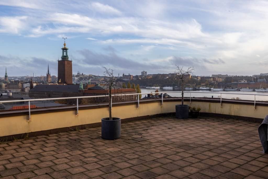 Utsikt från föreningens gemensamma takterrass