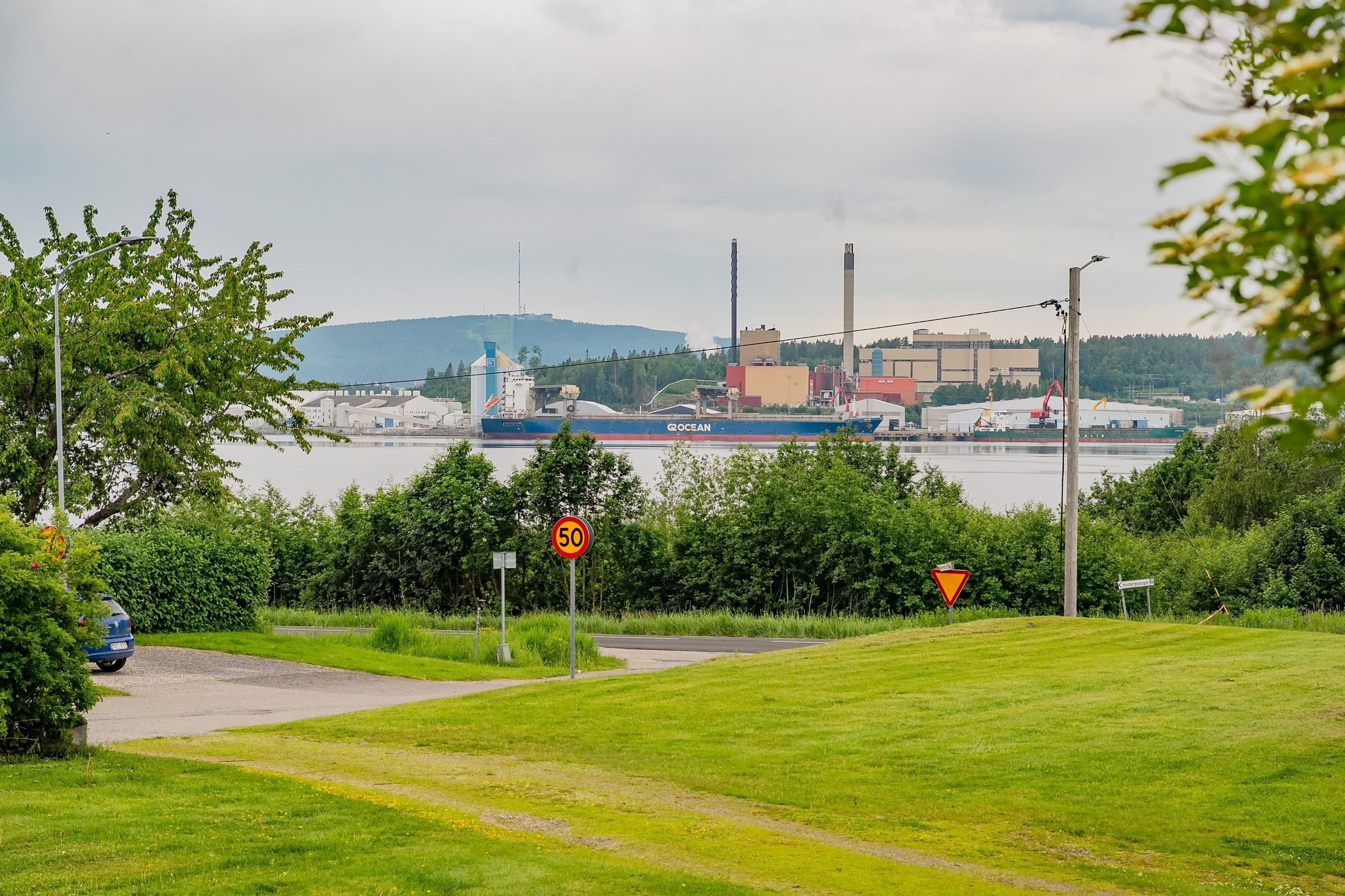 Vy från gården