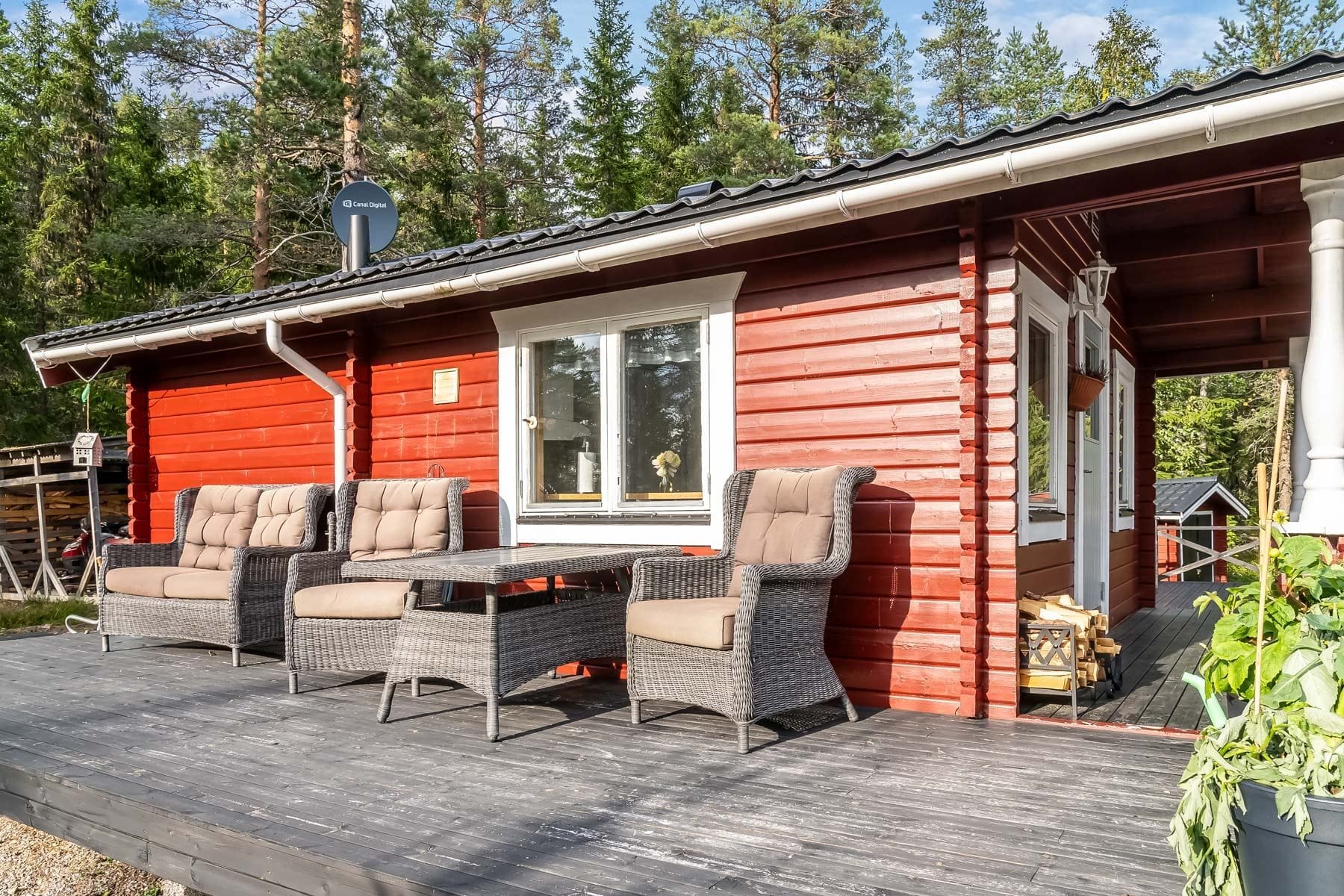 Härlig sittplats med kvällssol