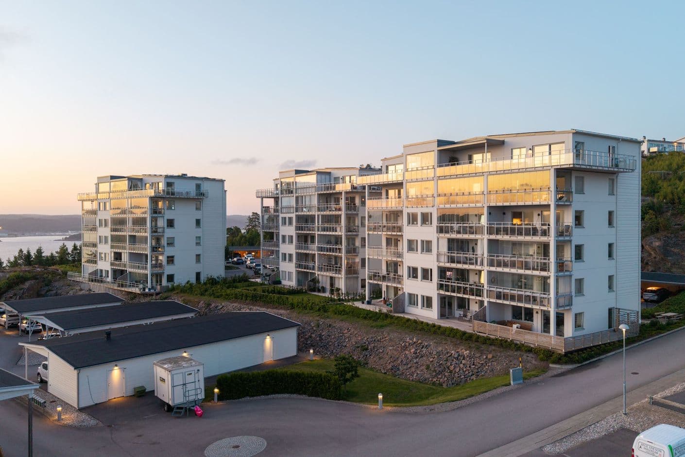 Västra Sundskogsvägen 37 Västra Sundskogsvägen 37