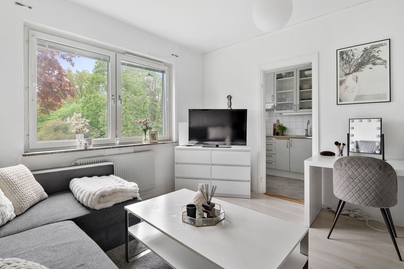 Johannelundsvägen 30, 2 tr Johannelundsvägen 30, 2 tr
