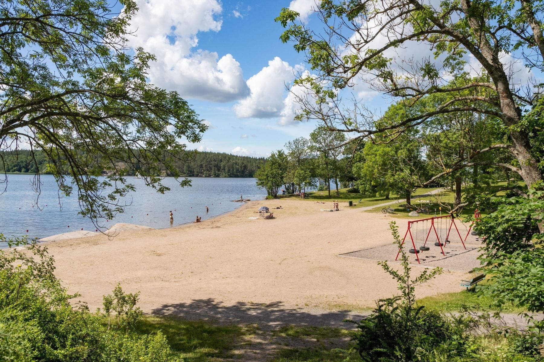 Kananbadet
