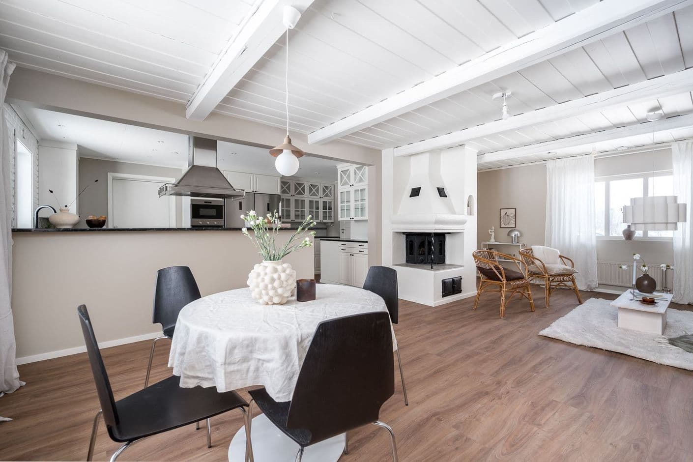 Tjautjasvägen 144 Tjautjasvägen 144