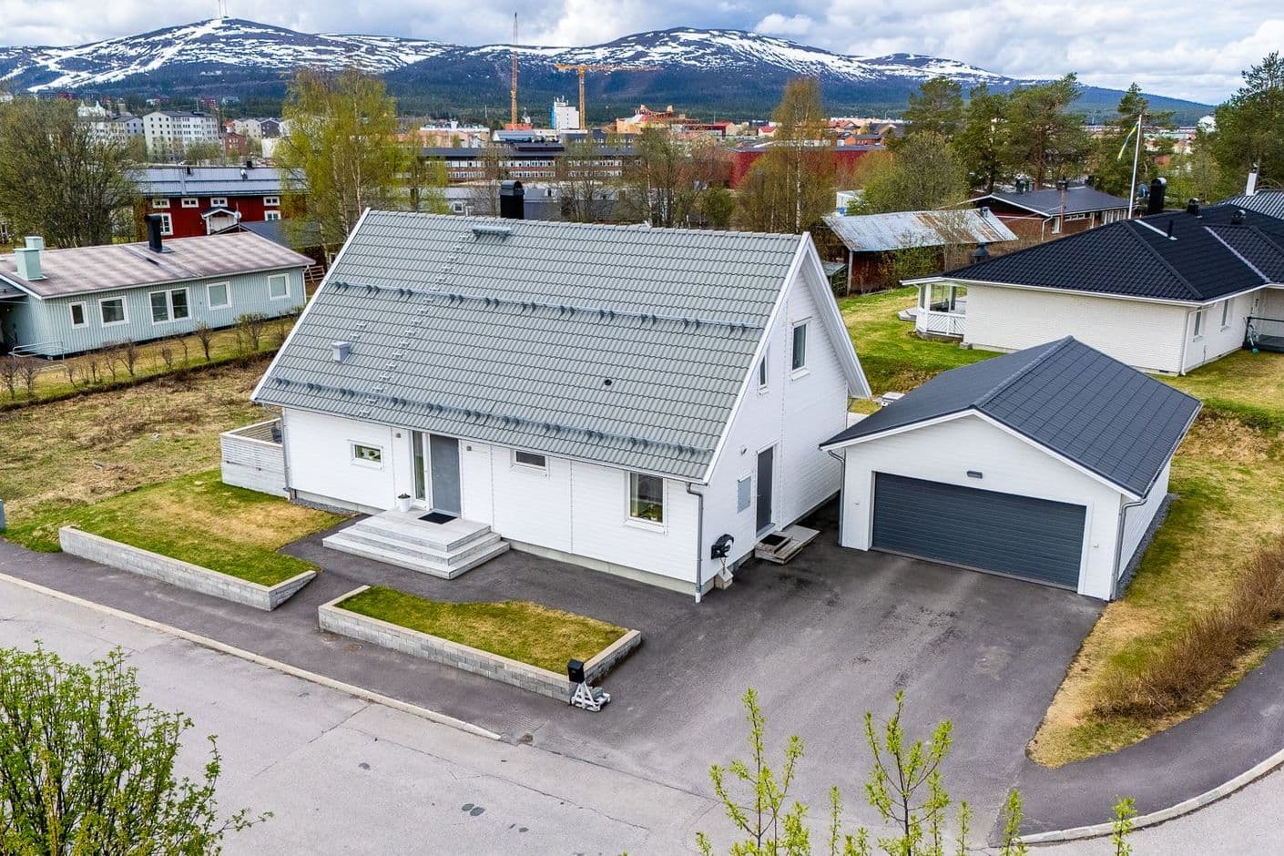 Fjällrosvägen 24 Fjällrosvägen 24