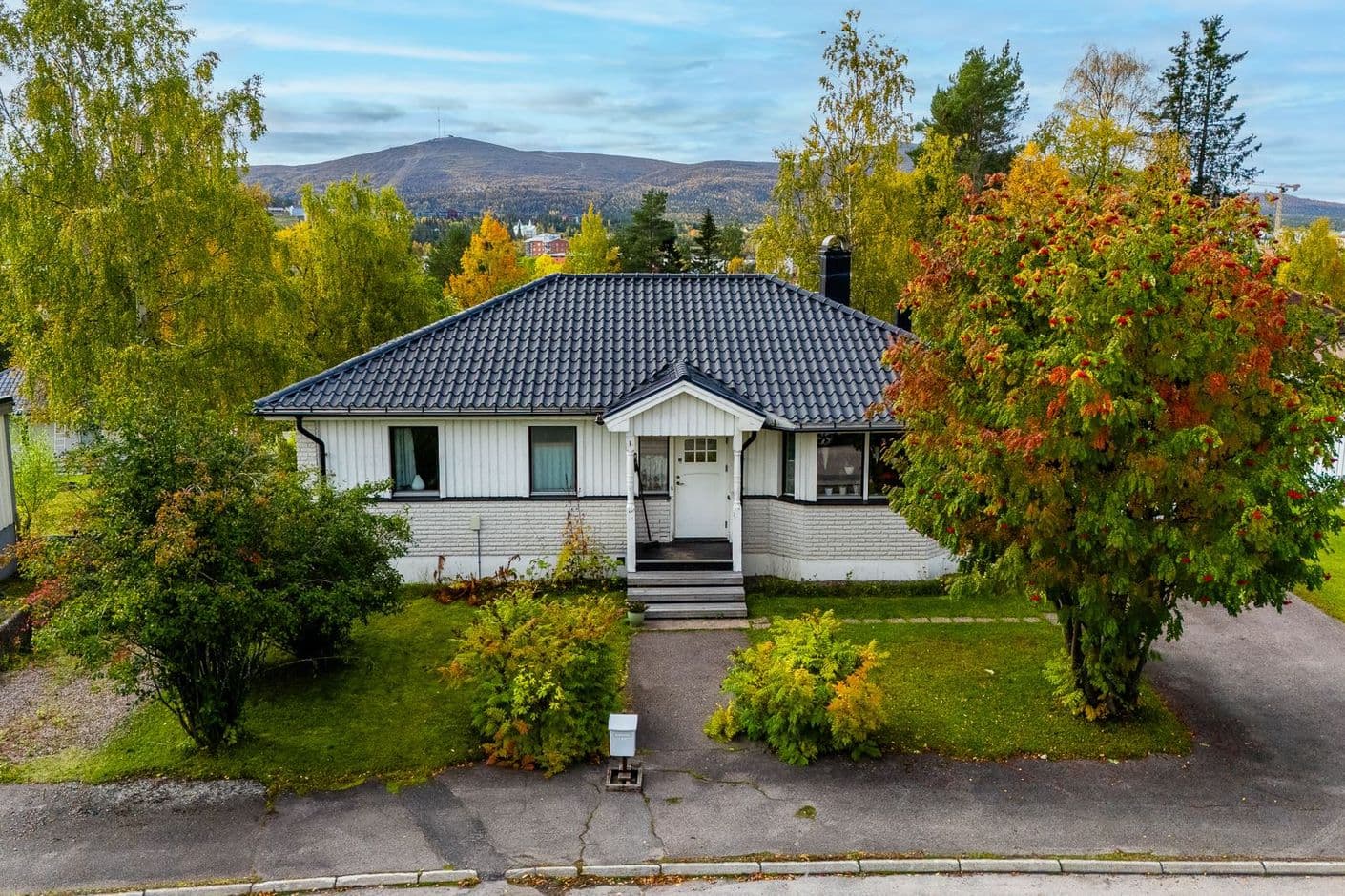 Curteliusvägen 10 Curteliusvägen 10