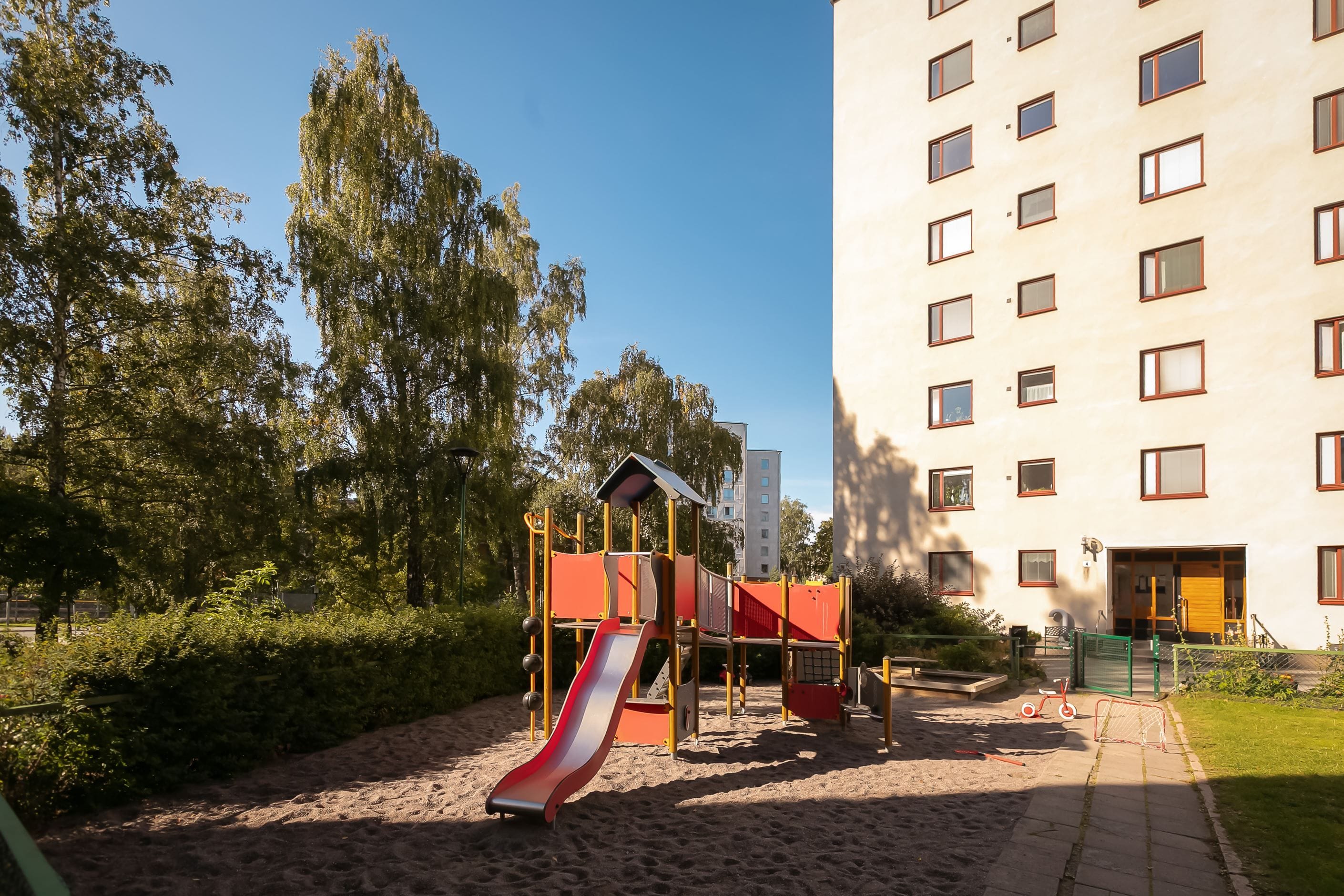 Lekplats utanför dörren