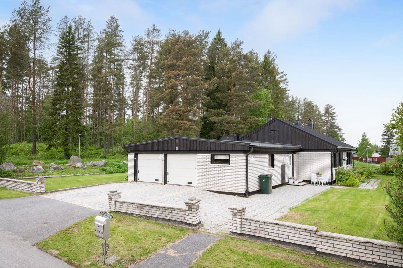 Lektorsvägen 8 Lektorsvägen 8