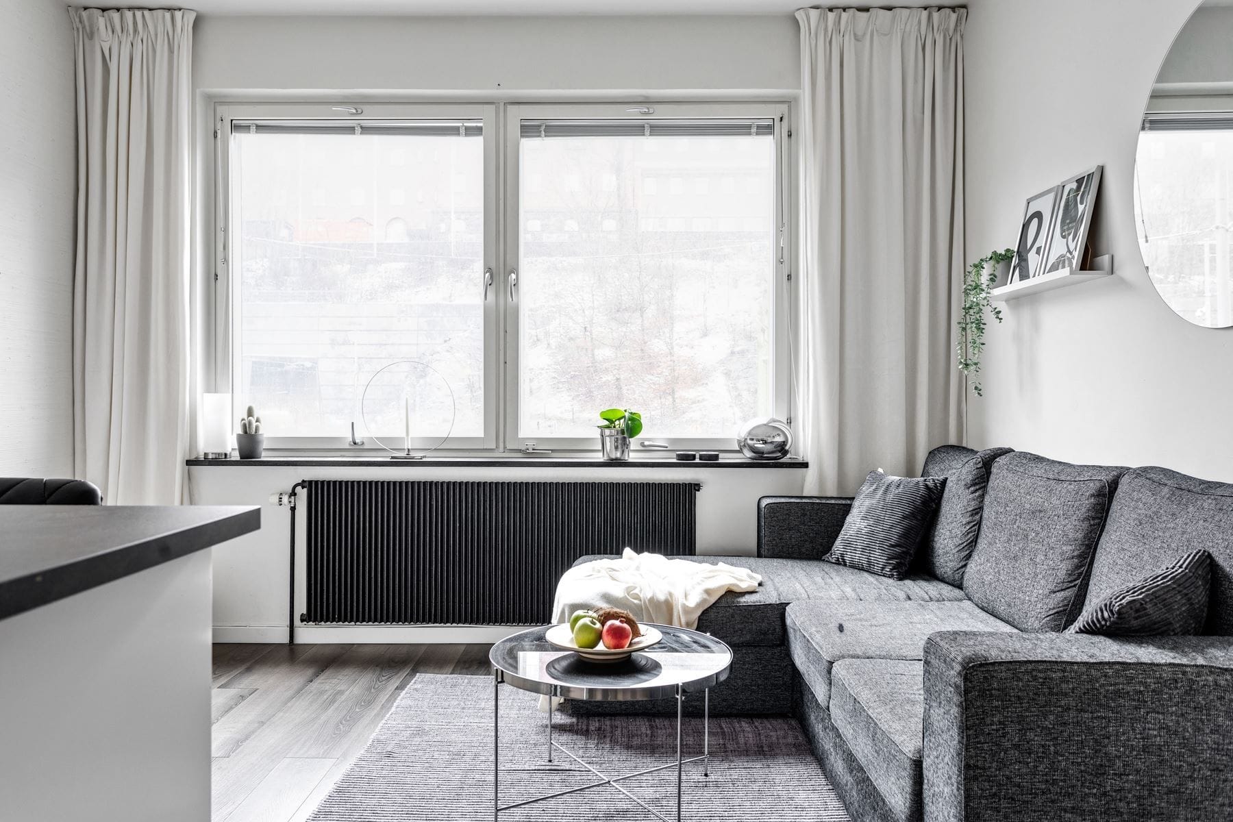 Ljust och härligt vardagsrum helt utan insyn