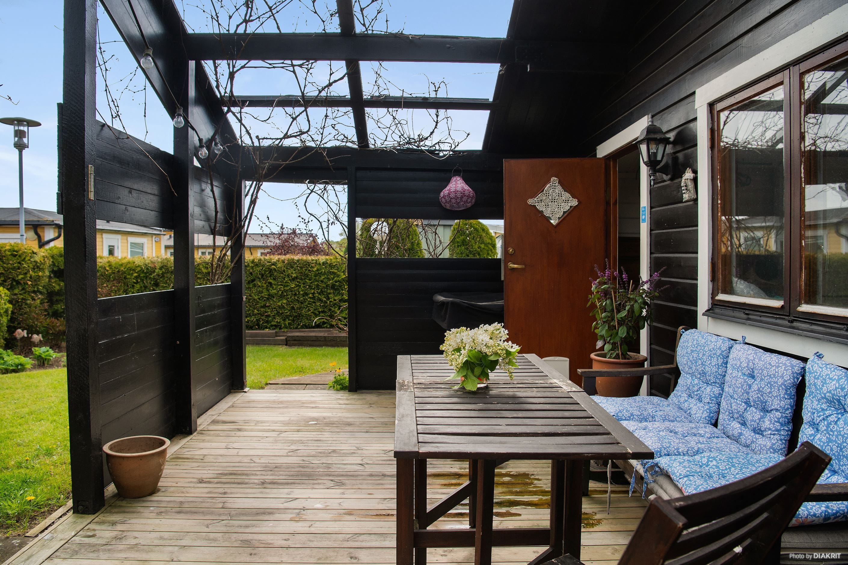 Plats för möbler och grillen