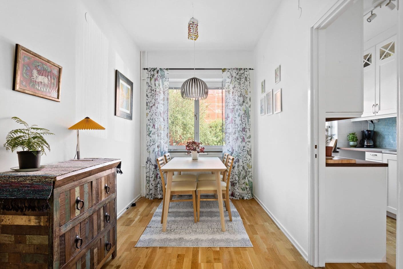 Synålsvägen 9 Synålsvägen 9