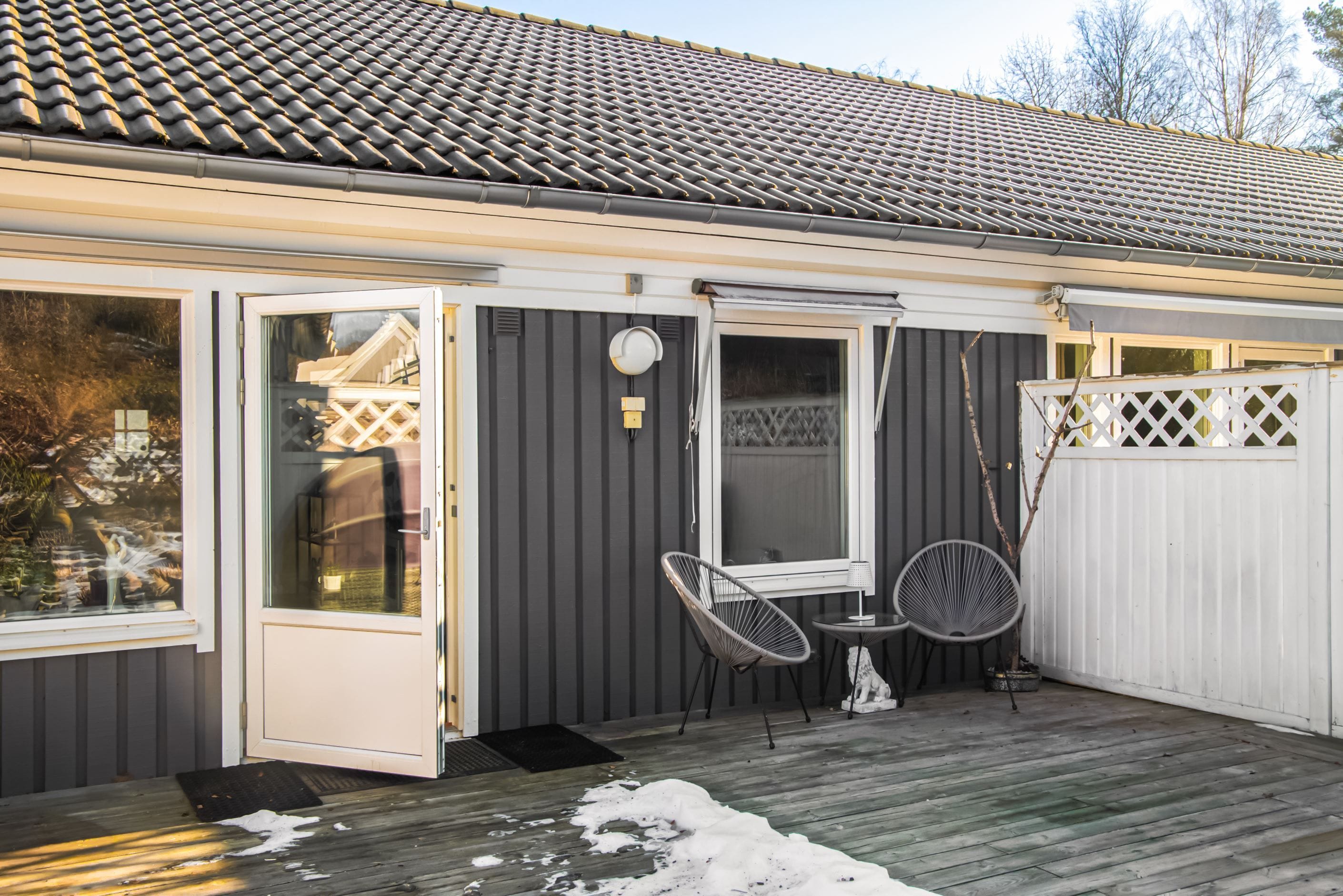 Här finns gott om plats för utegruppen och solläget är toppen.