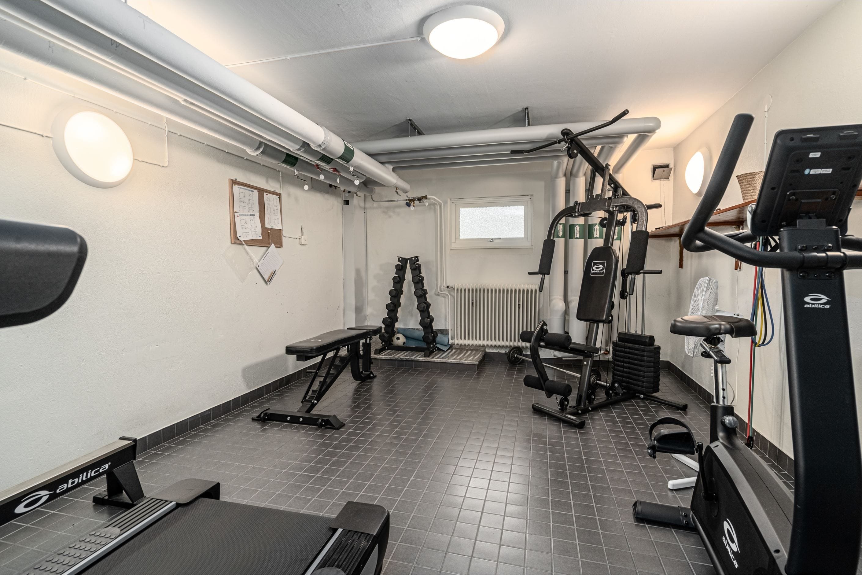 Gemensamt gym i källaren
