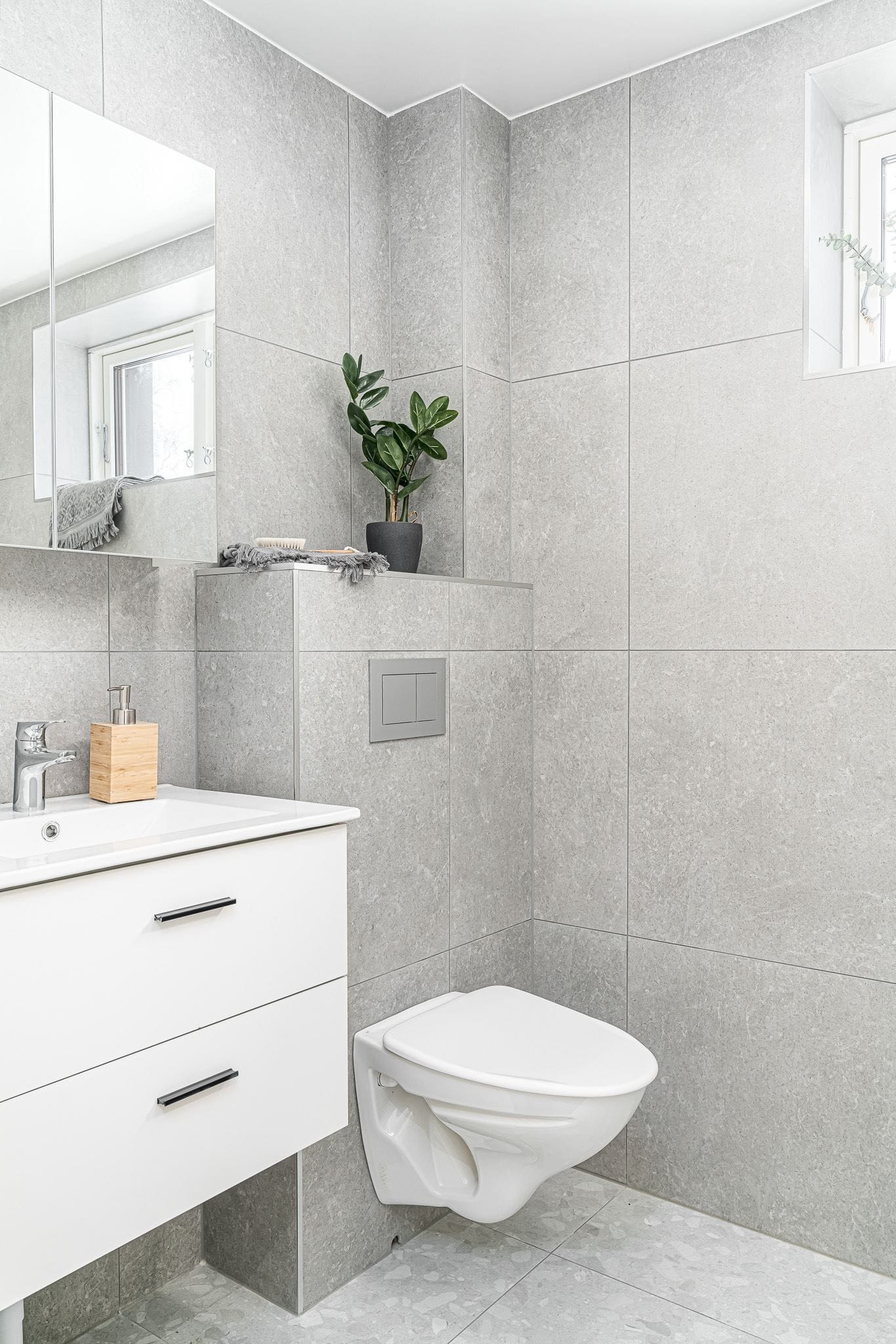 Stilrent duschrum i källarplan