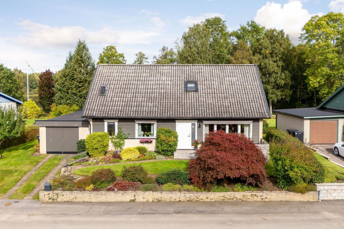 Ängsvägen 12 Ängsvägen 12