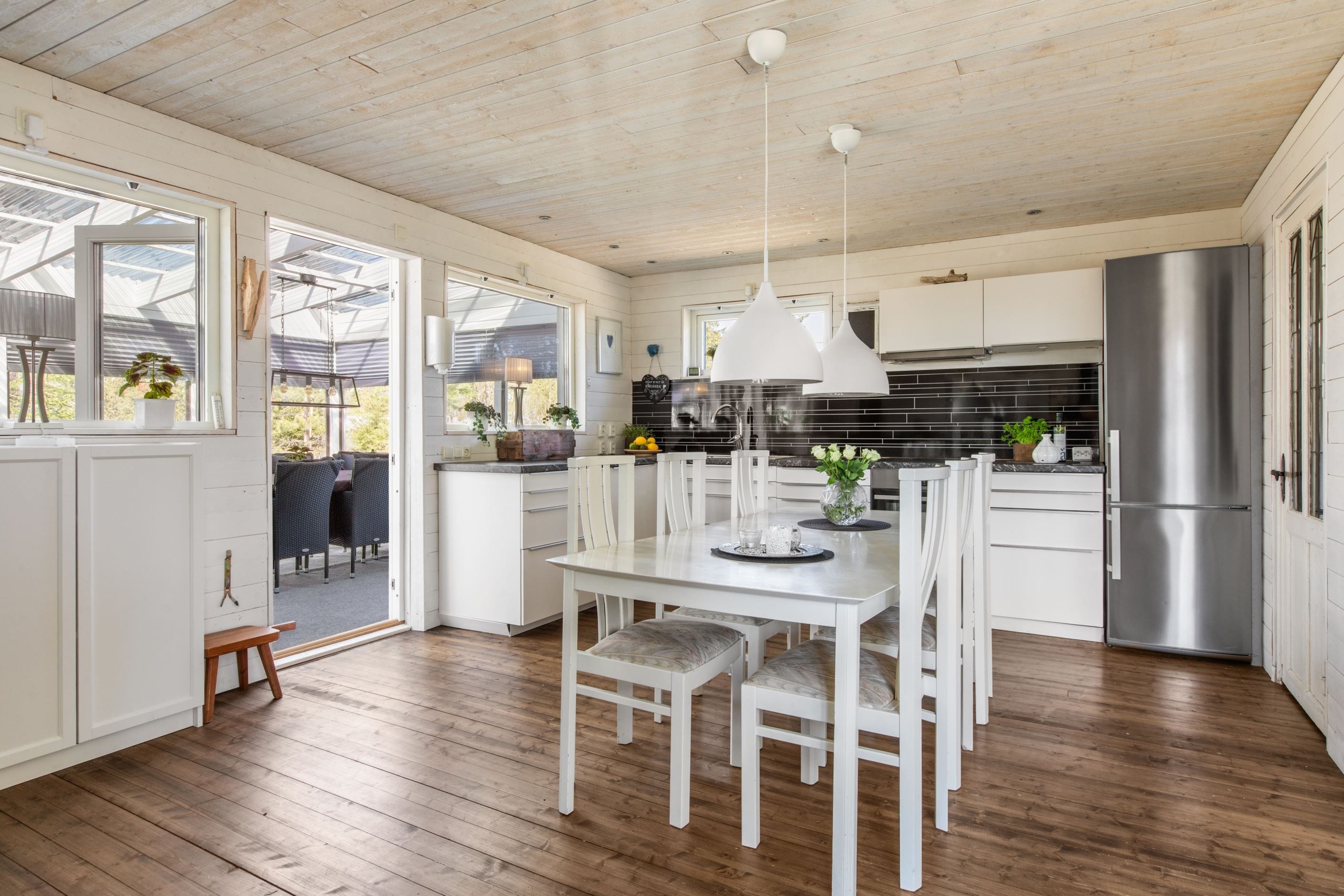 Köket/Matplats/Utgång till altanen
