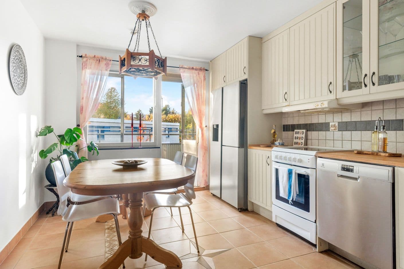 Borgågatan 12, 1 tr Borgågatan 12, 1 tr