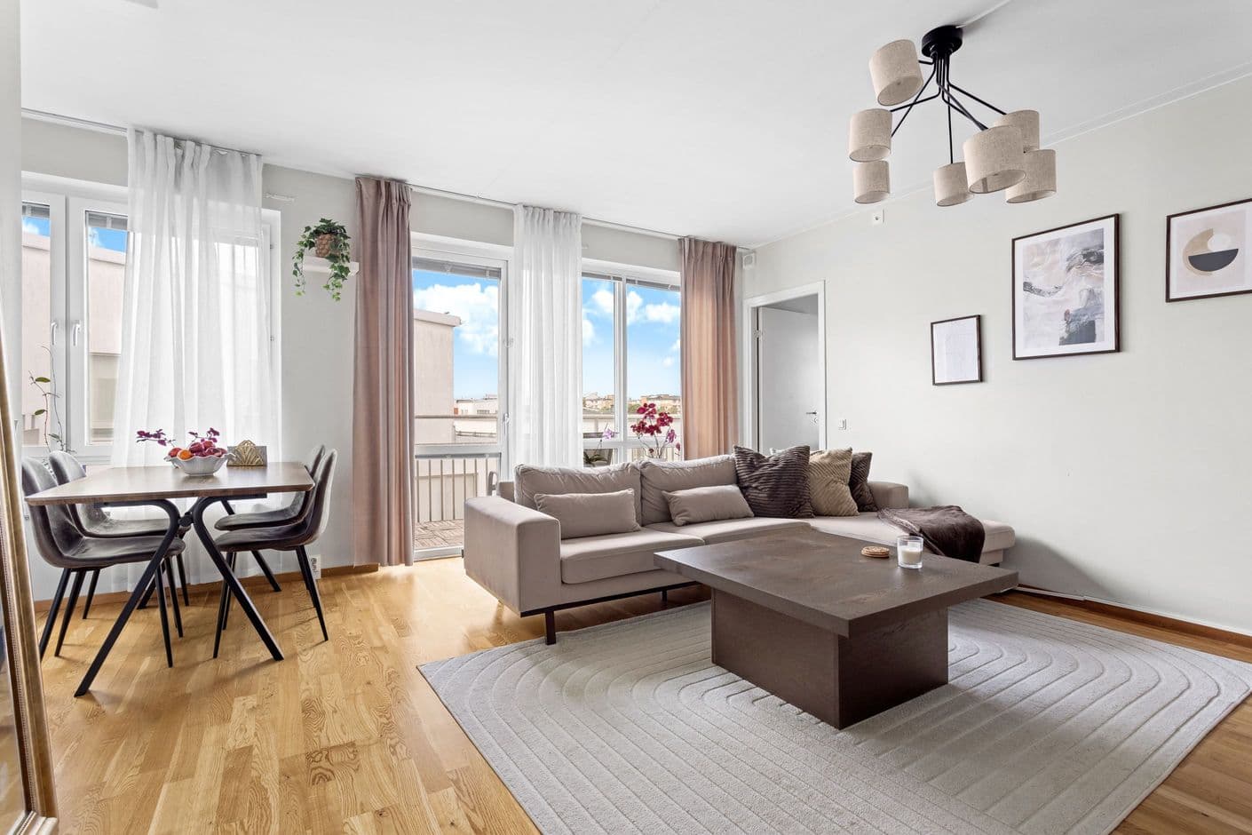 Kista alléväg 33, vån 7 Kista alléväg 33, vån 7