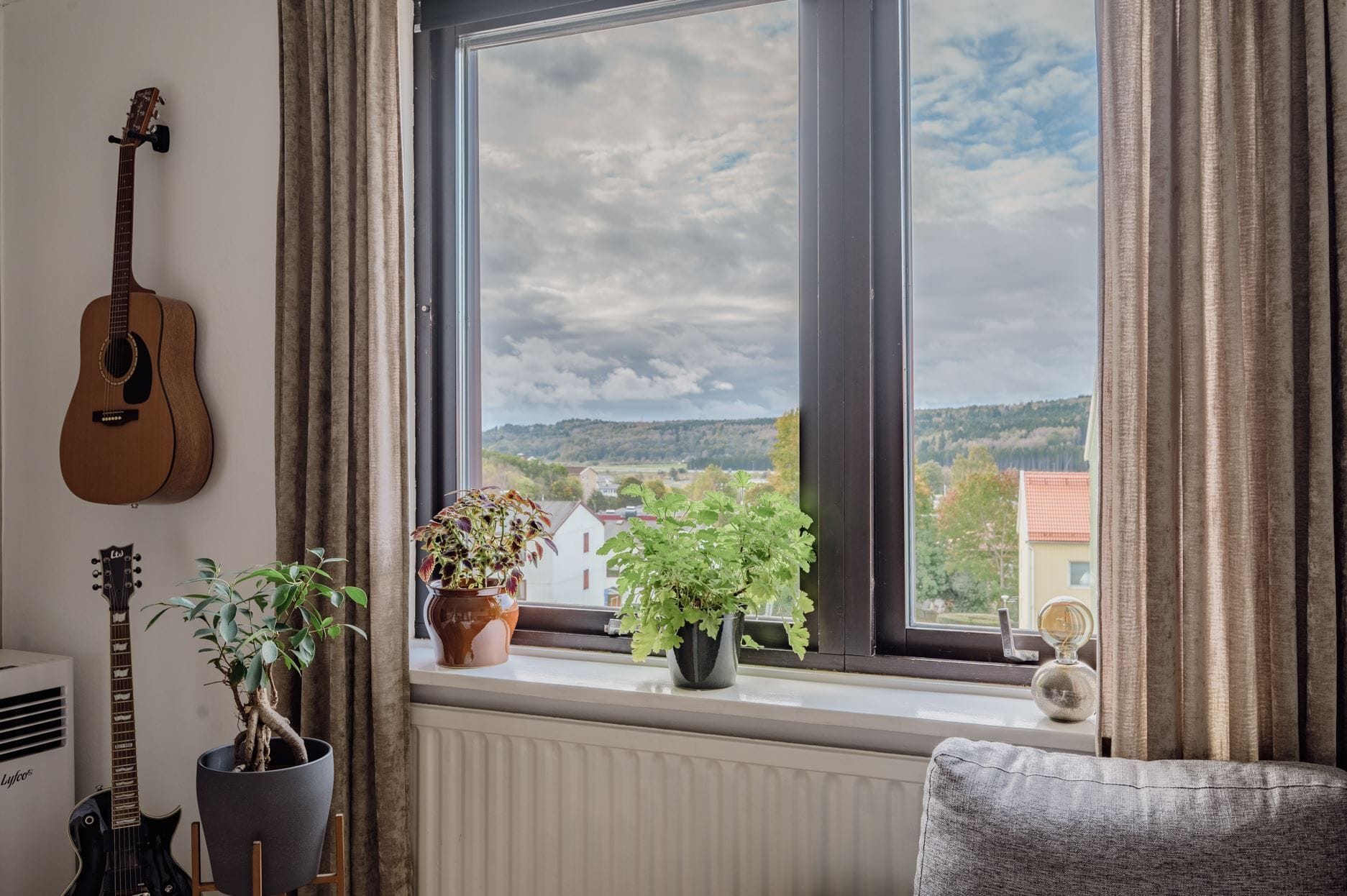 Vy mot Göta älv och båttrafiken.