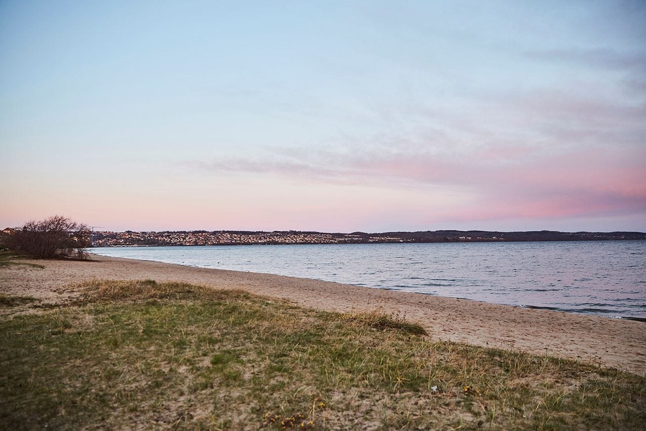 Nära Vättern rosa himmel