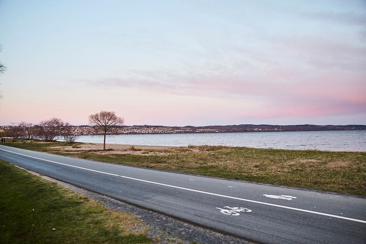 Nära Vättern rosa himmel