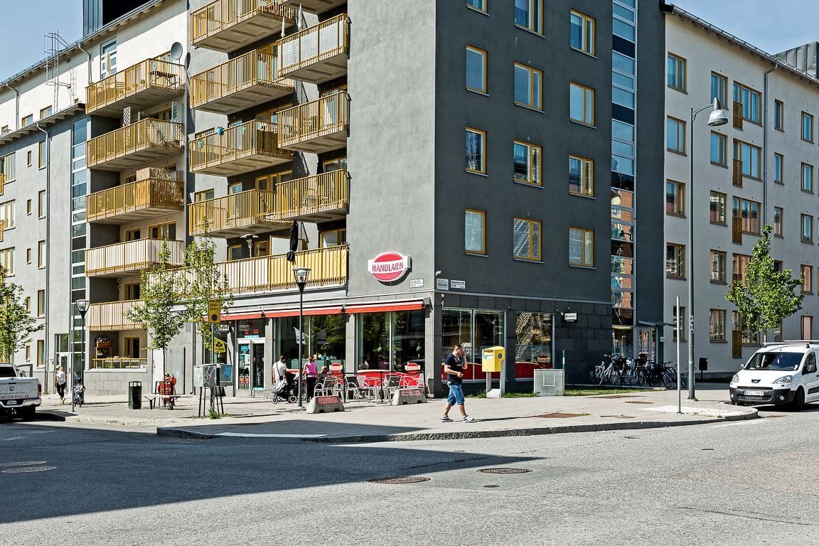 Närbutiken precis runt hörnet