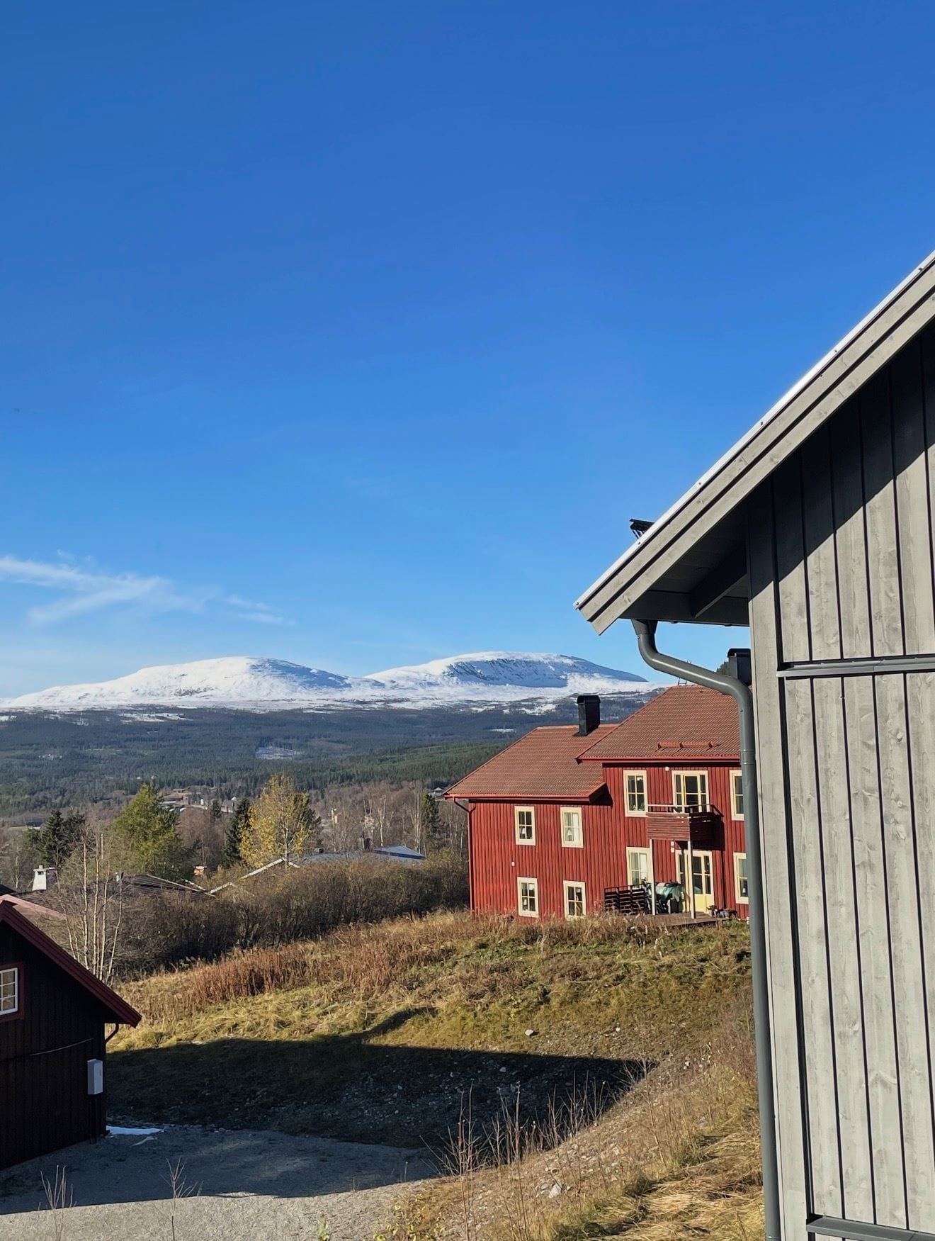 Vy från balkongen, säljarens foto
