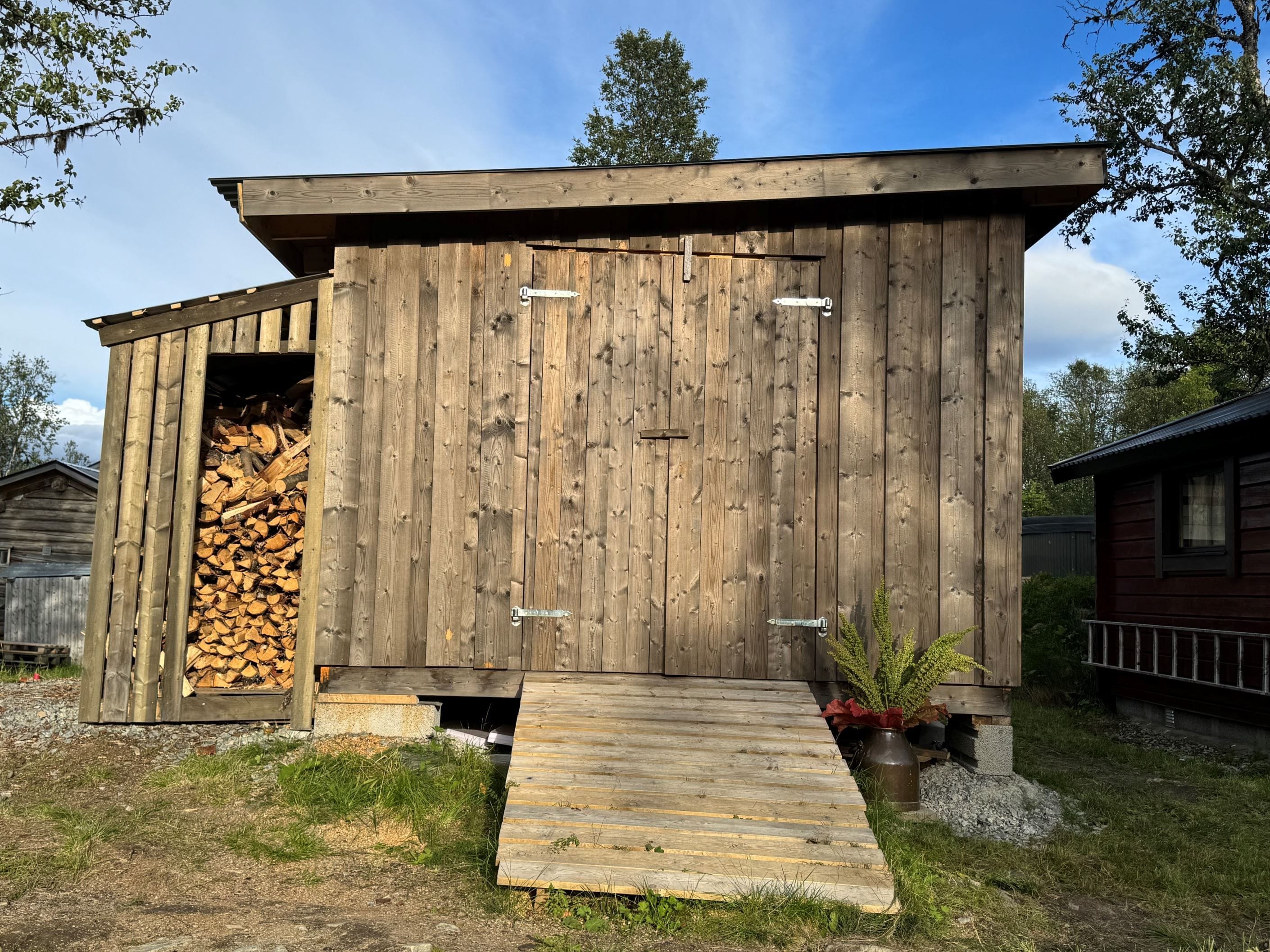 Skoterförråd