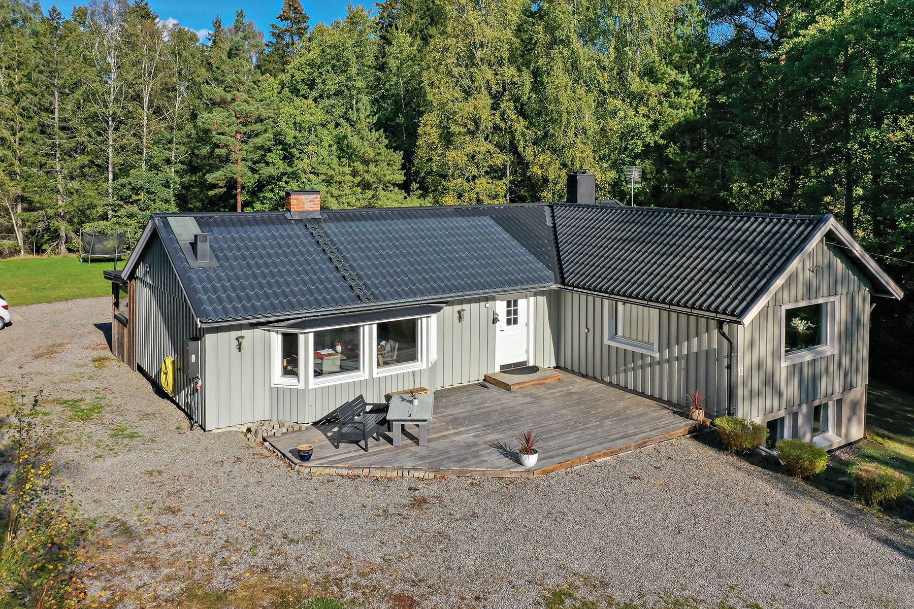 Framsida med uteplats