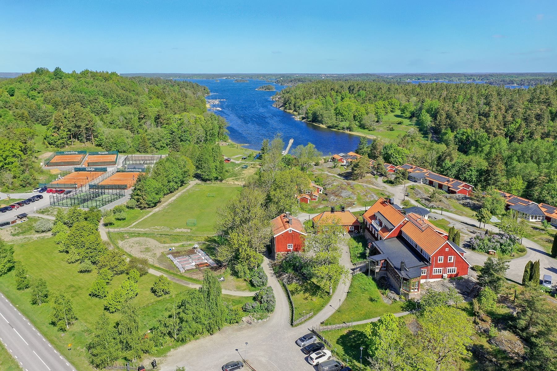 Skeviks gård
