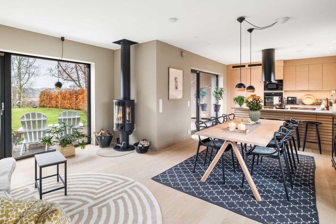 Herrgårdsvägen 15 Herrgårdsvägen 15