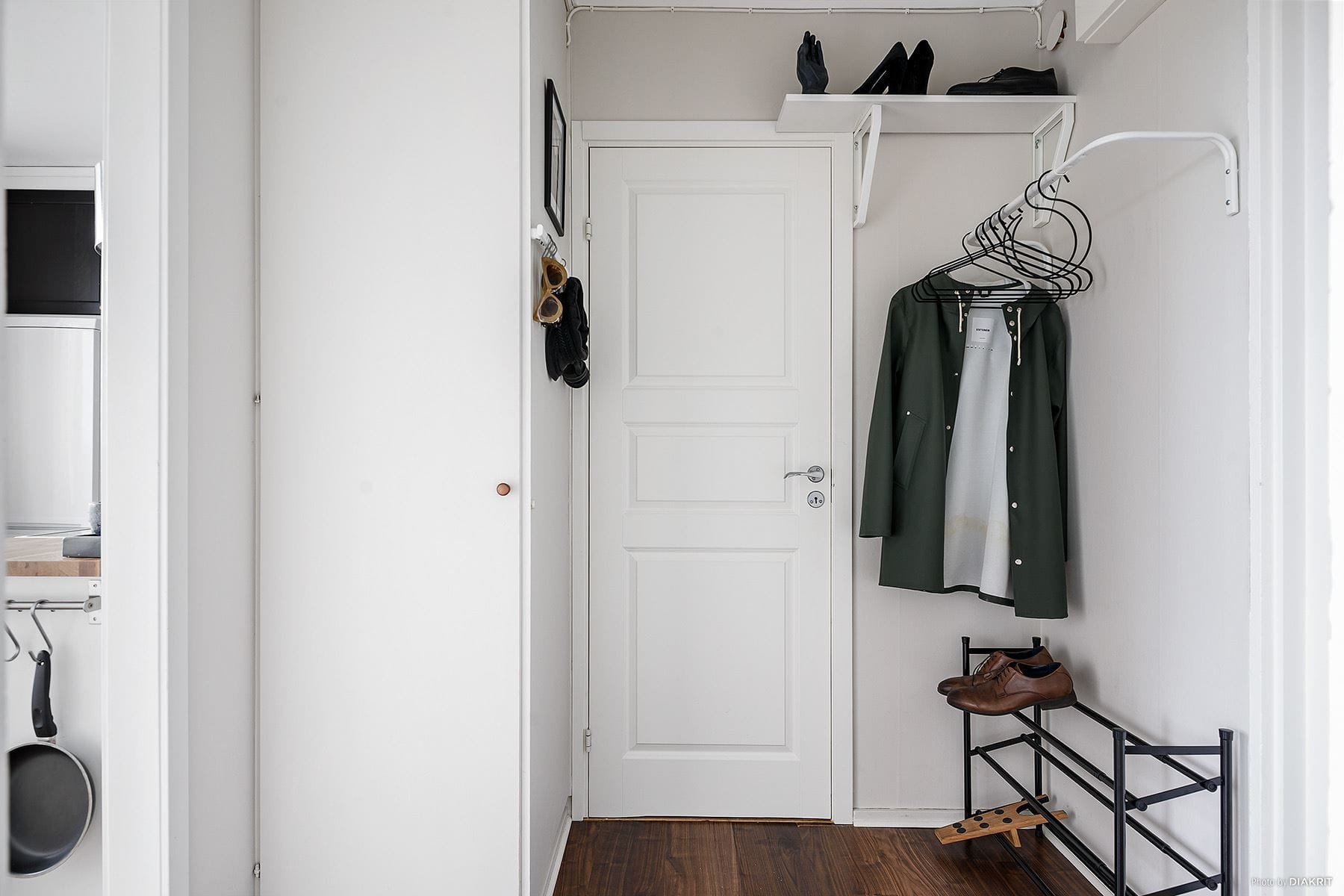 Hall med avhängning och garderob