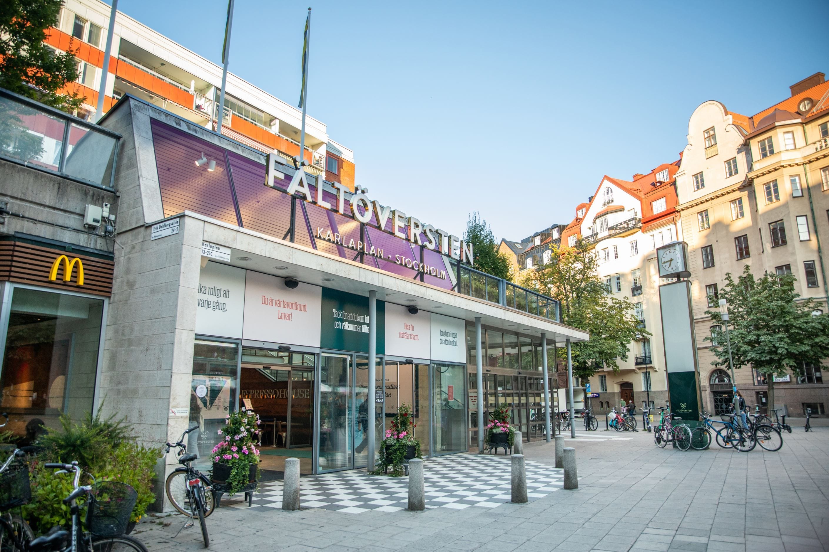 Karlaplan - Fältöverstens galleria