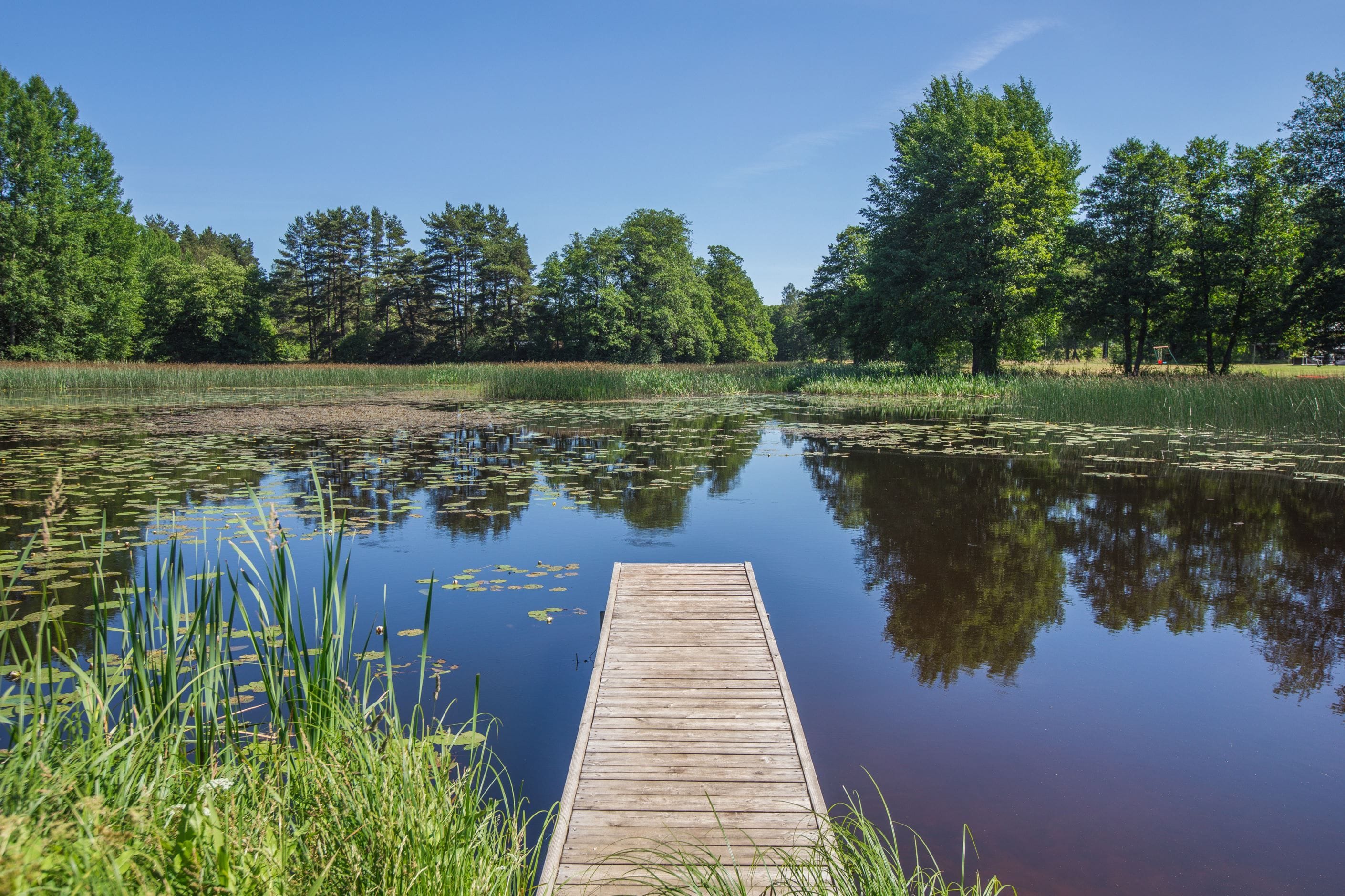 Badbrygga i Lagan kort promenad från Smedbygatan