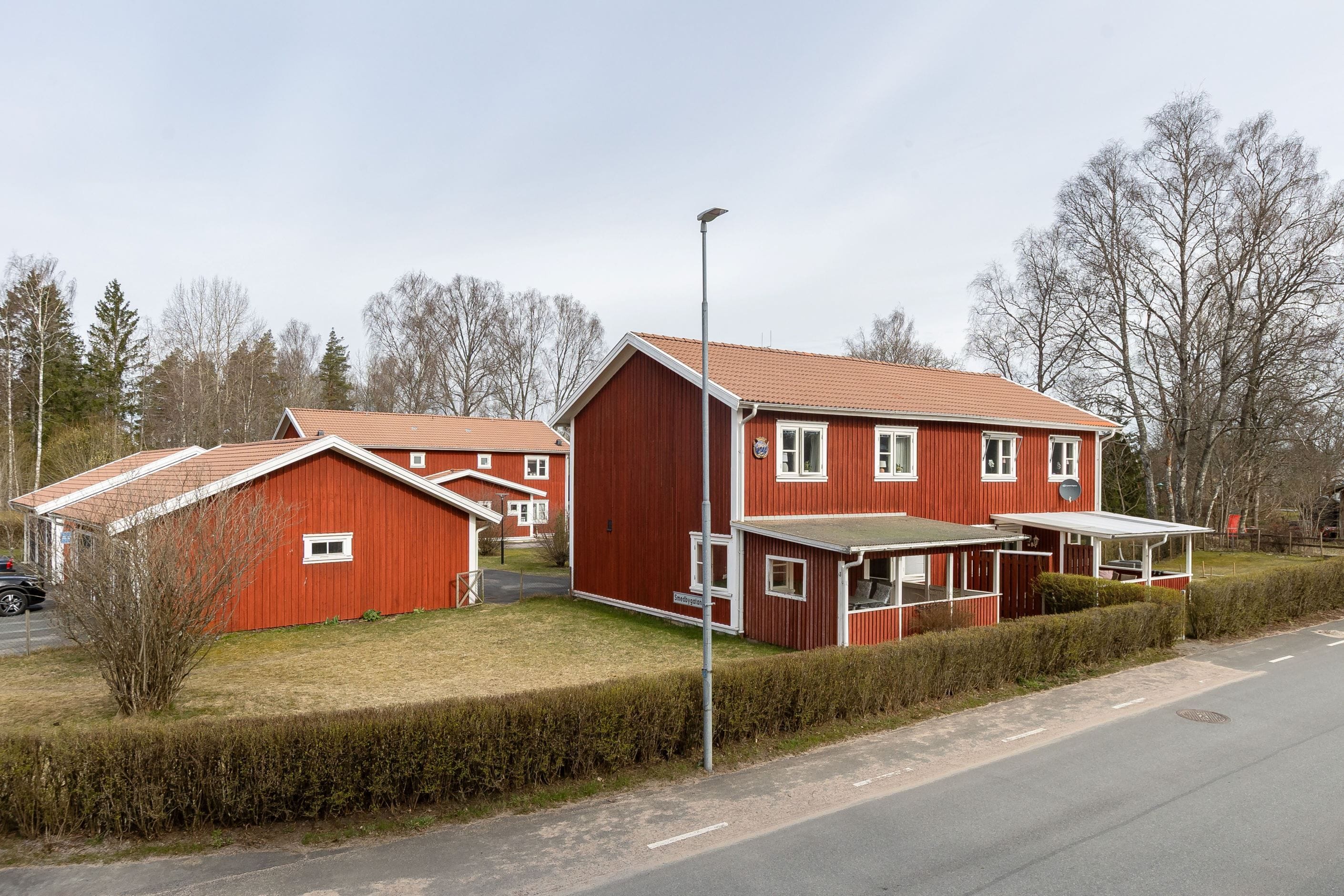 Parhus med hörntomt.